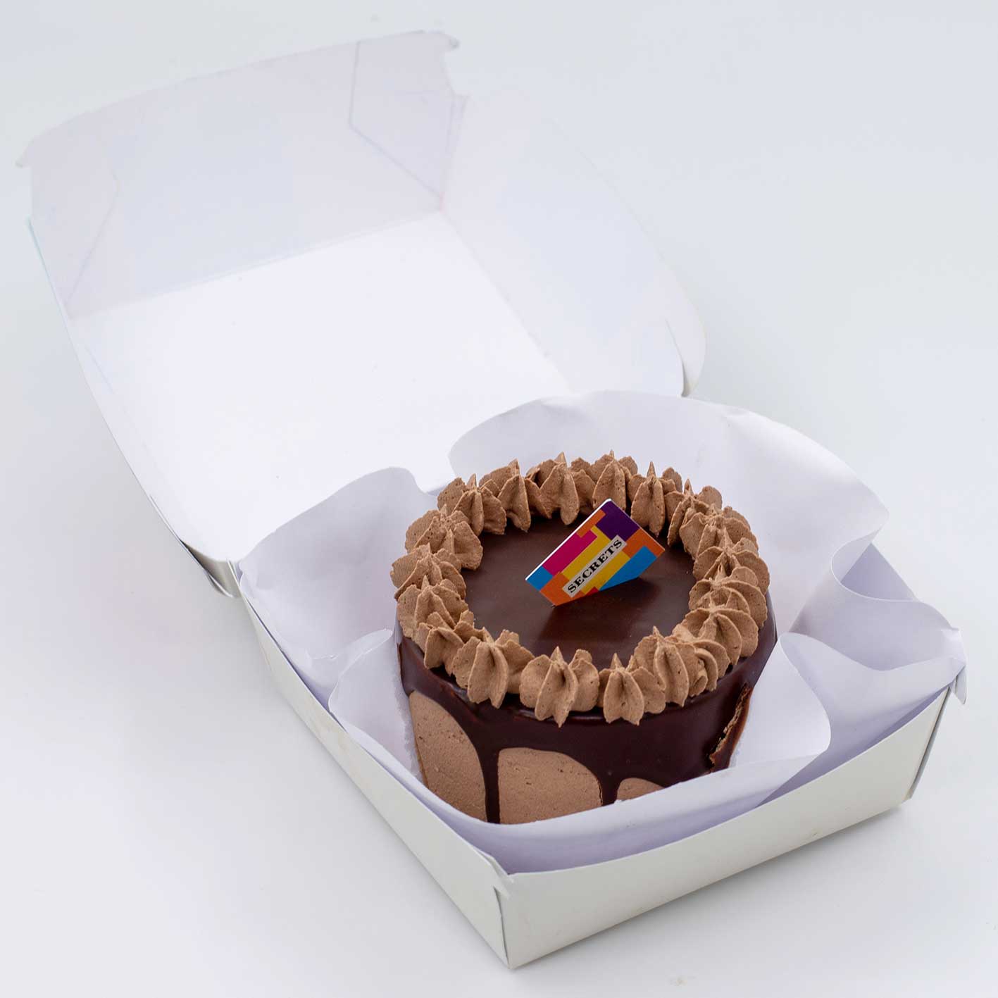 Chocolate-Lunchbox-Cake-shop-delivery-Amman-Jordan